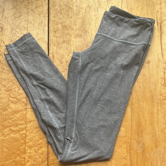 Grey lululemon wonder under leggings size 6 - Picture 1 of 6